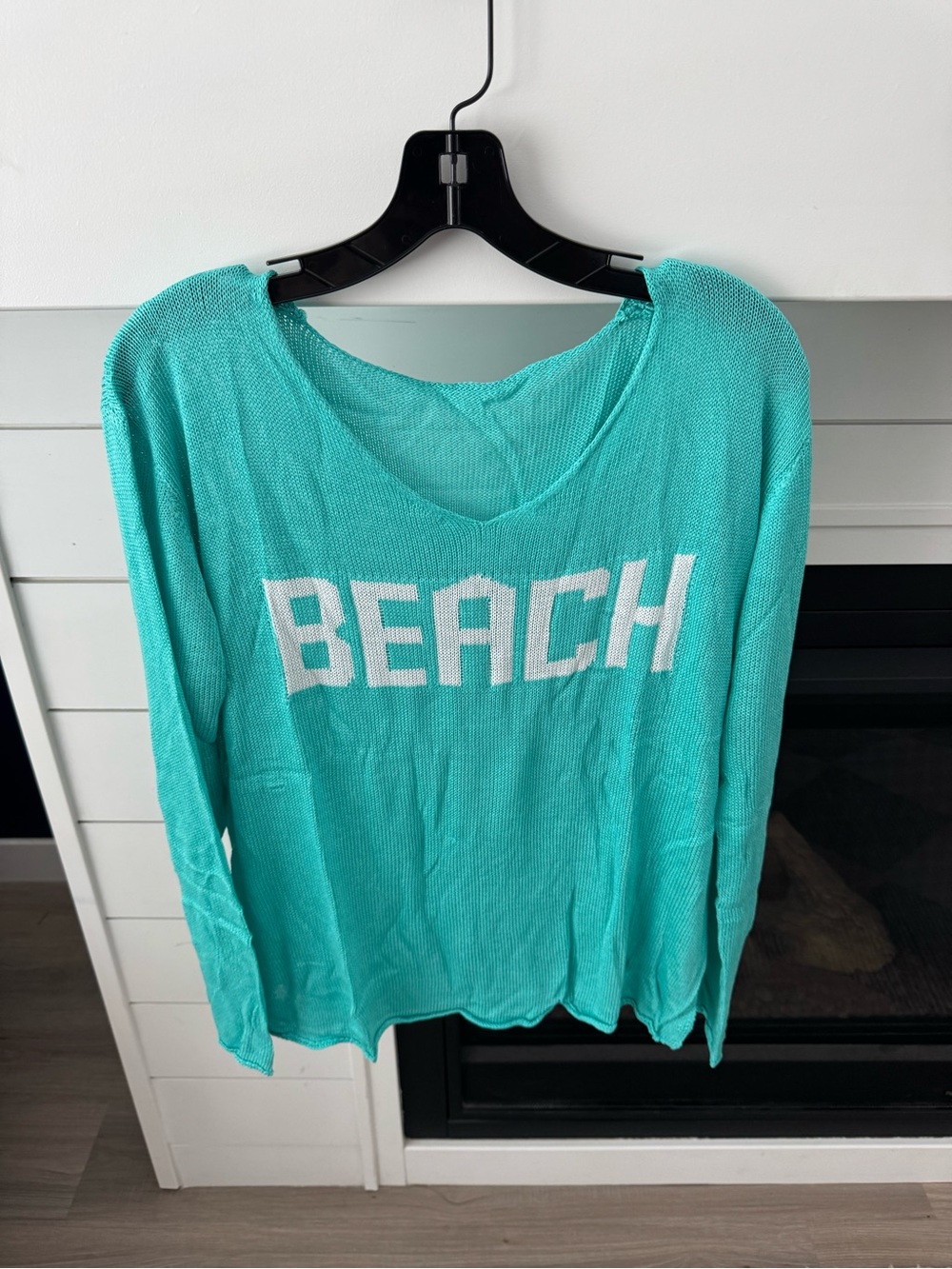 Rosa Clothing BEACH LETTER PRINT V-NECK HOLLOW KNIT BLOUSE New